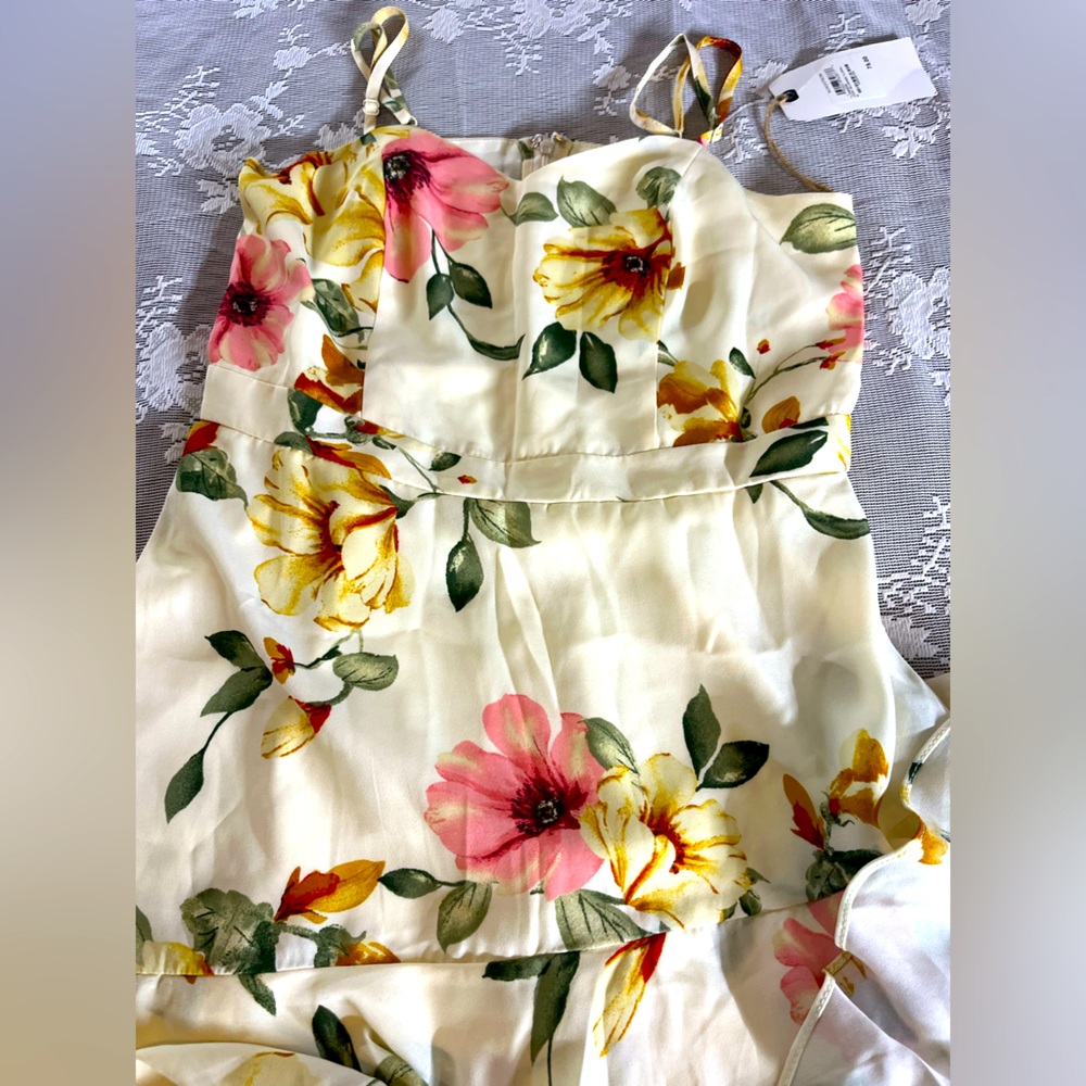Floral Sundress with Spaghetti Straps - Picture 5 of 11